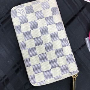 Louis Vuitton Damiere Azure Zippy Compact Wallet